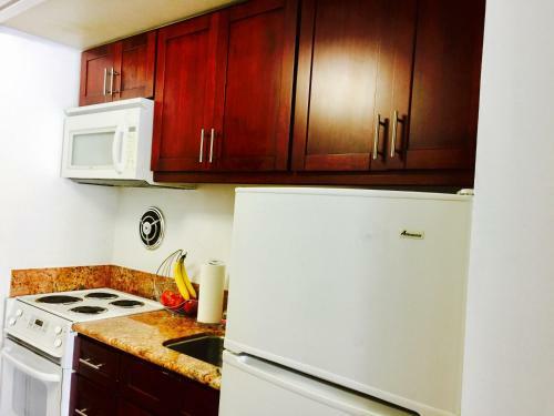 Apartamentos Waikiki Studio