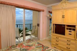Aston Waikiki Beachside Hotel