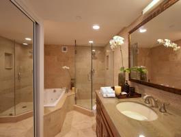 Aston Waikiki Beachside Hotel