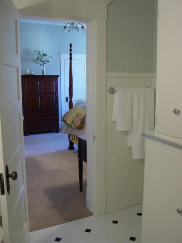 The Mcfarland Inn Bed And Breakfast