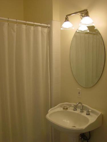 The Mcfarland Inn Bed And Breakfast