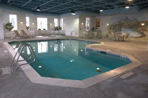 Le Ritz Hotel & Suites
