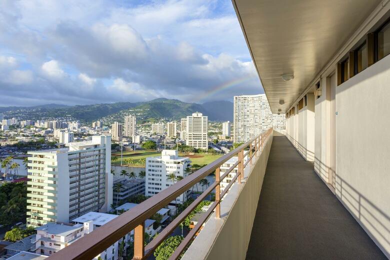 Ambassador Hotel Waikiki