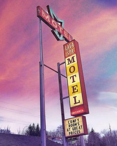 Lava Spa Motel & Rv