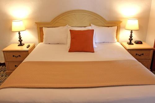 Posada Rustic Inn