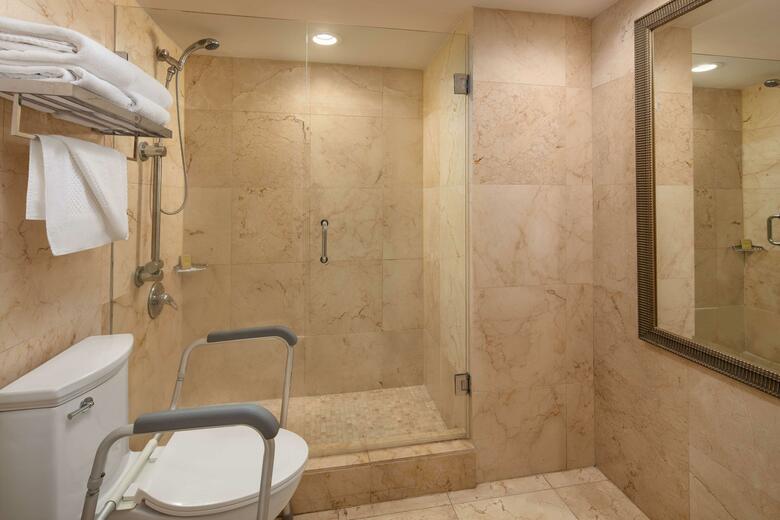 Doubletree Grand Hotel Biscayne Bay