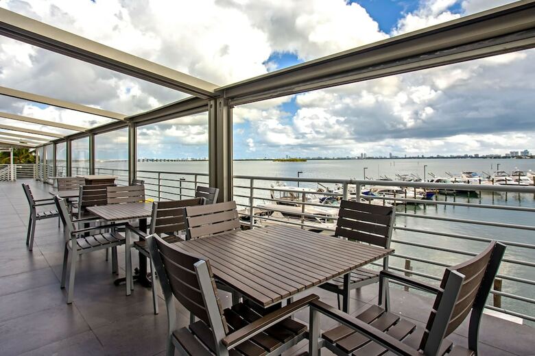 Doubletree Grand Hotel Biscayne Bay