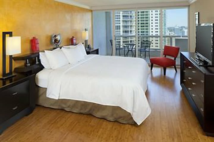 Doubletree Grand Hotel Biscayne Bay