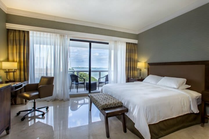 Doubletree Grand Hotel Biscayne Bay