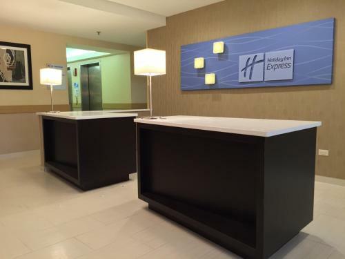 Hotel Holiday Inn Express Arlington Heights