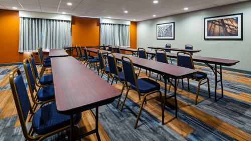 Hotel Best Western Plus Bolingbrook