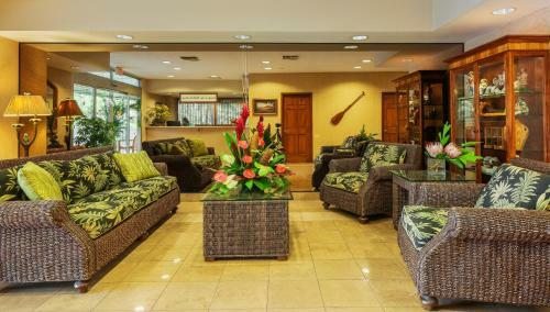 Aparthotel Castle Waikiki Shore Beachfront Condominiums
