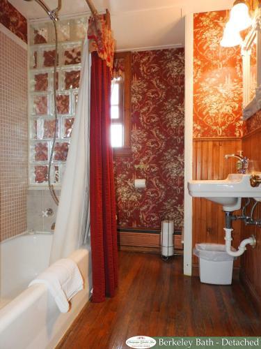 Bed & Breakfast Champaign Garden Inn