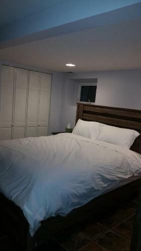 2142 West Walton Apartment