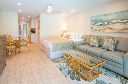 Hotel Napili Surf Beach Resort