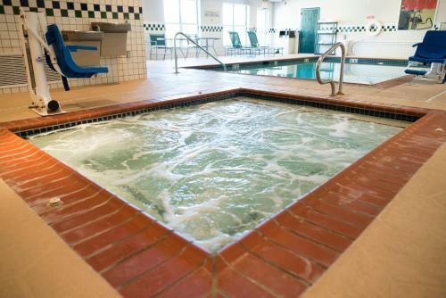 Hotel Country Inn & Suites Effingham
