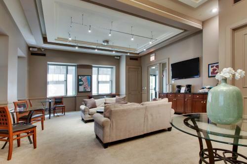 Hotel Dewitt Place