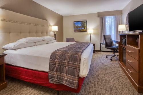 Hotel Drury Inn & Suites St. Louis - Fairview Heights
