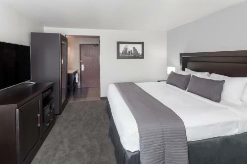 Hotel Baymont By Wyndham Glenview