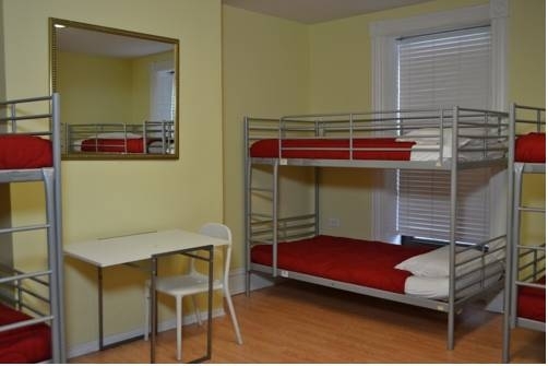 Chicago Parthenon Hostel
