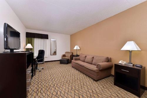 Hotel Quality Inn And Suites Matteson