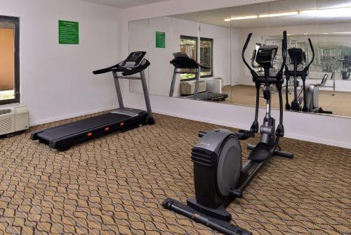 Hotel Quality Inn And Suites Matteson
