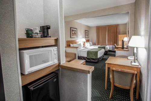 Hotel Comfort Suites Peoria