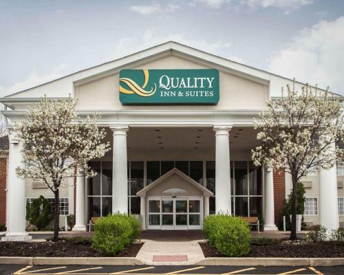 Hotel Quality Inn & Suites St. Charles