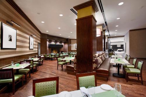 Hotel Hilton Rosemont Chicago O'hare