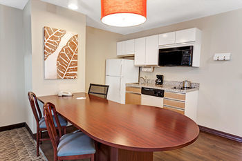 Hotel Hawthorn Suites By Wyndham Chicago Schaumburg