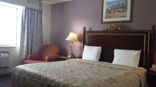 Hotel Americas Best Inn & Suites Urbana