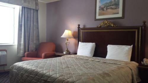 Hotel Americas Best Inn & Suites Urbana