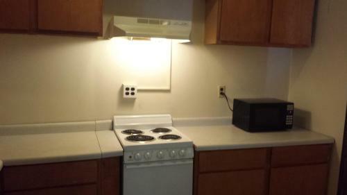 Hotel Americas Best Inn & Suites Urbana