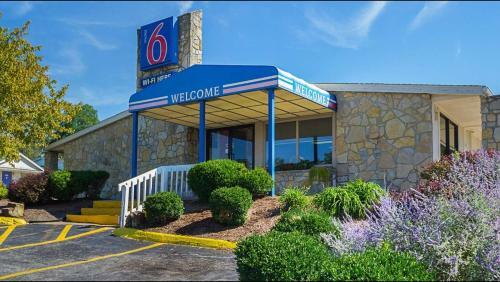 Motel 6 Bloomington Indiana University