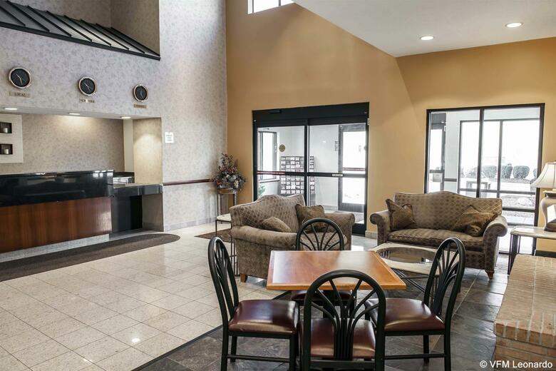 Hotel Comfort Suites Brownsburg