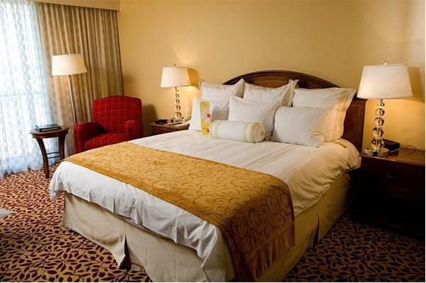 Hotel Fort Wayne