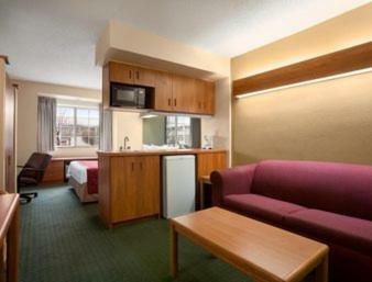 Hotel Days Inn & Suites Lafayette