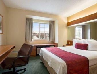 Hotel Days Inn & Suites Lafayette
