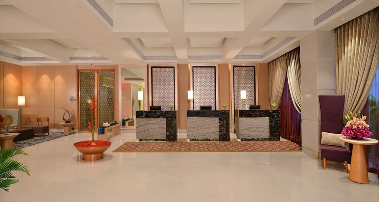Hotel Grand Sarovar Premiere