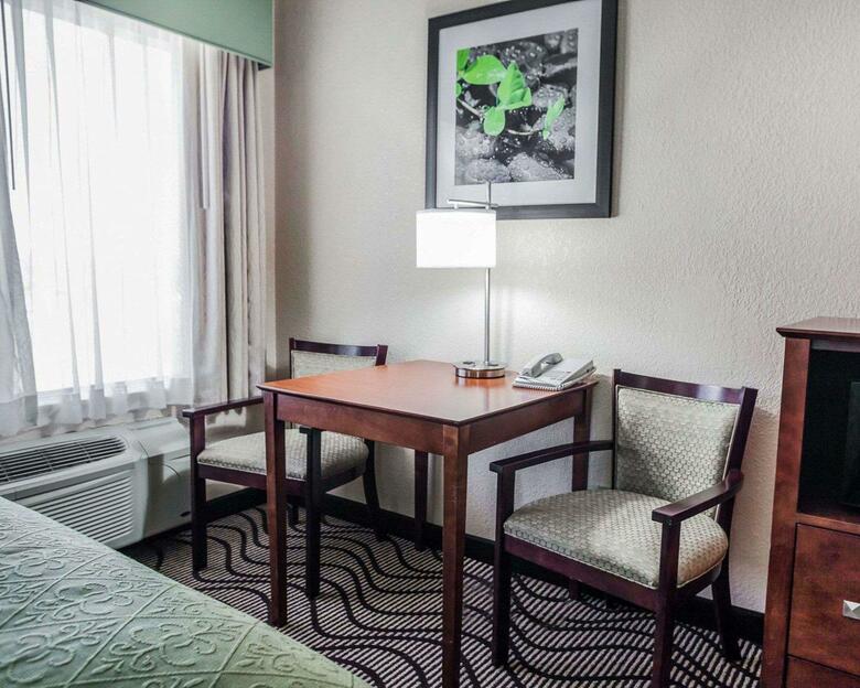 Hotel Quality Inn & Suites Altoona - Des Moines