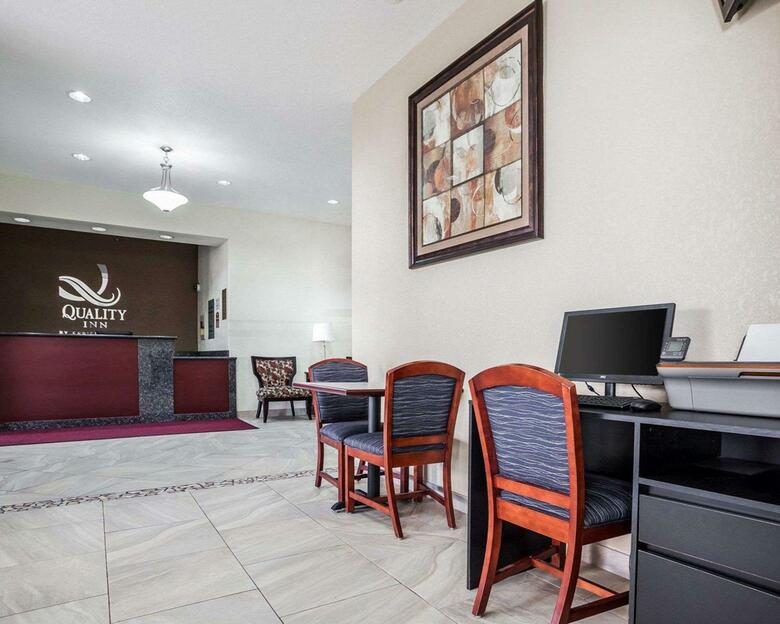 Hotel Quality Inn & Suites Altoona - Des Moines