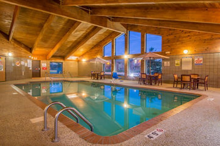 Hotel Americinn Ames