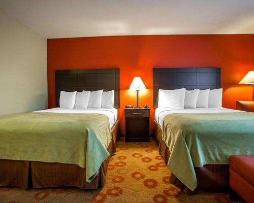 Suburban Extended Stay Hotel Cedar Falls
