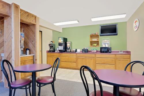 Hotel Super 8 Dyersville
