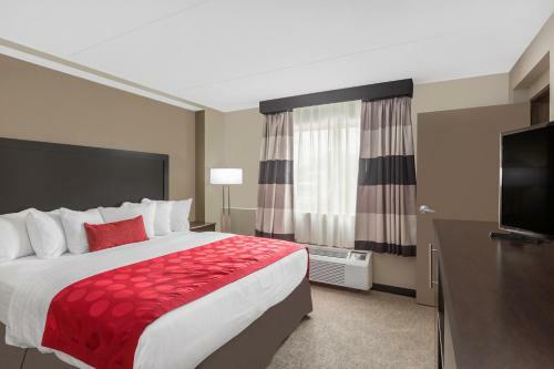 Hotel Ramada Des Moines Airport