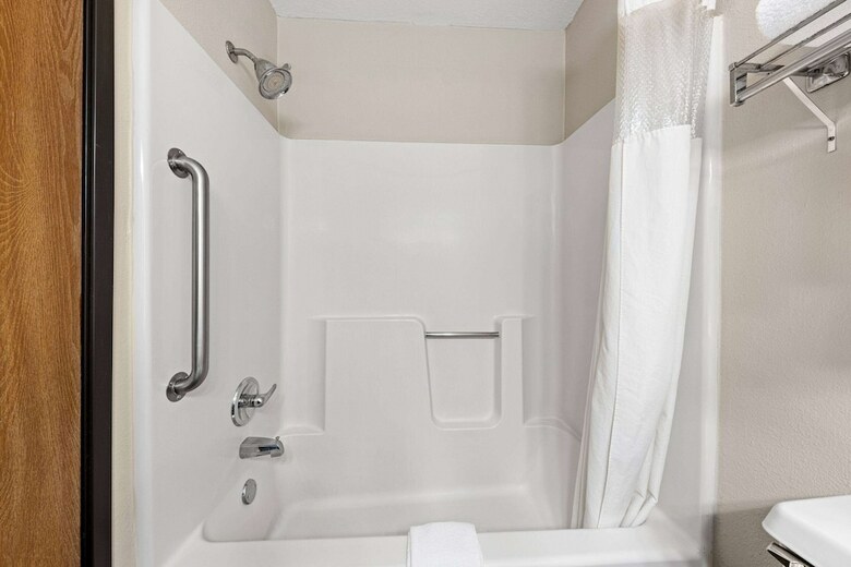 Hotel Baymont Inn & Suites - Waterloo
