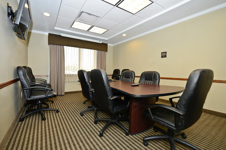 Best Western Plus Olathe Hotel & Suites