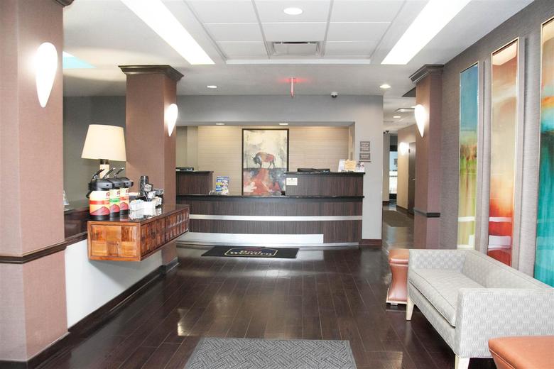 Best Western Plus Olathe Hotel & Suites