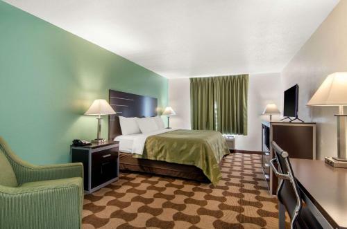 Motel Greenwood Inn