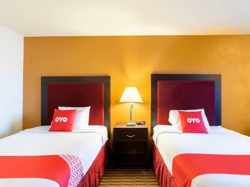 Hotel Howard Johnson Inn - Salina